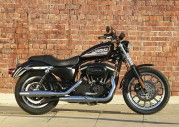 Harley-Davidson XL 883 R Sportster